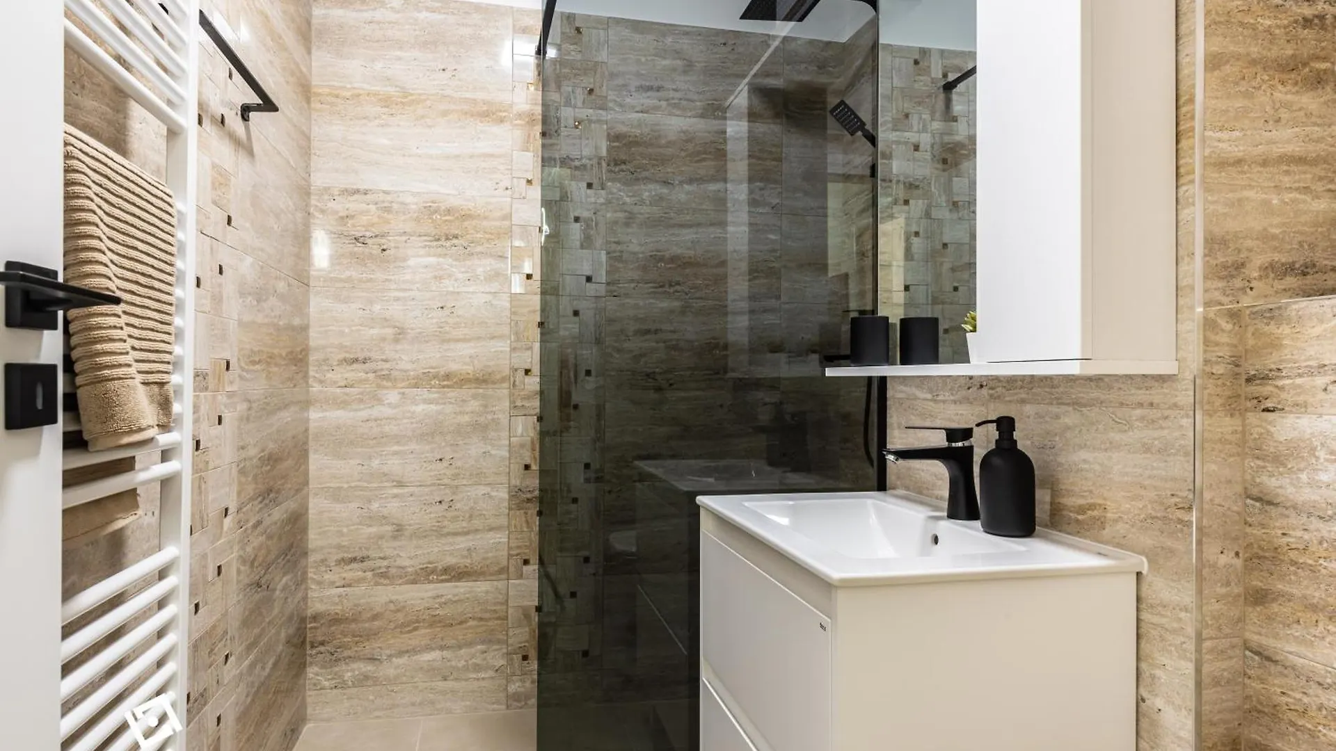 Apartman Plaza Residence Studio 342 Bukarest Románia